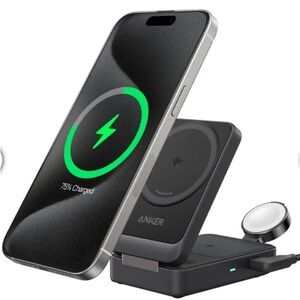 Anker Black and Silver Wireless Charging Dock